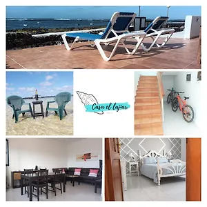 https://casa-el-lajiar-orzola.in-canary-islands.com